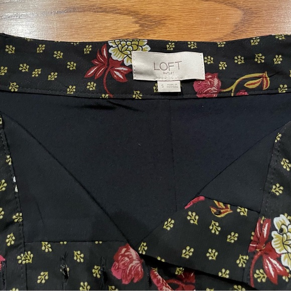 Loft Button Detail Skirt - Picture 5 of 7